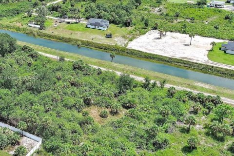 Land in Lehigh Acres, Florida № 2164344 - photo 10