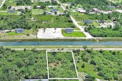 Land in Lehigh Acres, Florida № 2164344 - photo 2