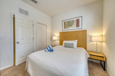 Adosado en venta en Kissimmee, Florida, 4 dormitorios, 133.78 m2 № 2330607 - foto 18