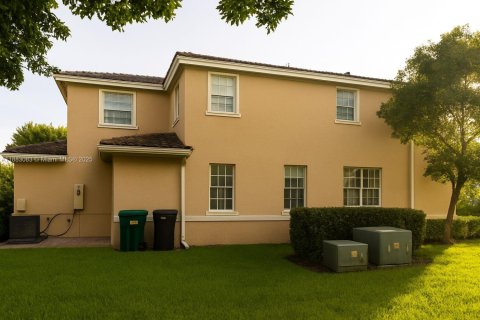 Купить таунхаус в Хомстед, Флорида 3 спальни, 171.87м2, № 1930805 - фото 3