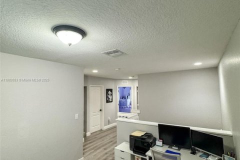 Купить таунхаус в Хомстед, Флорида 3 спальни, 171.87м2, № 1930805 - фото 16