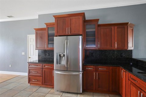 House in Spring Hill, Florida 4 bedrooms, 202.81 sq.m. № 1870936 - photo 11