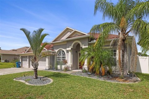 House in Spring Hill, Florida 4 bedrooms, 202.81 sq.m. № 1870936 - photo 3
