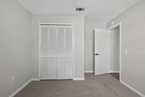 House in Rockledge, Florida 3 bedrooms, 130.53 sq.m. № 2322326 - photo 7