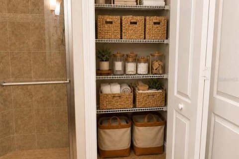 Купить виллу или дом в Палм-Кост, Флорида 10 комнат, 216.46м2, № 2305236 - фото 24