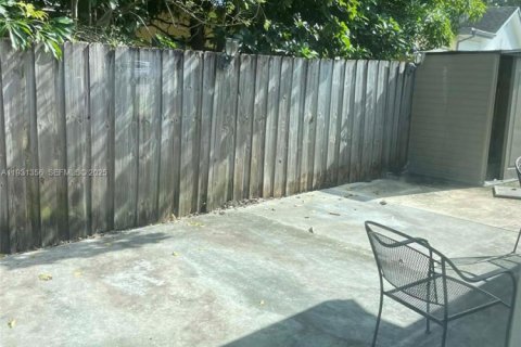 Купить виллу или дом в Бока-Ратон, Флорида 3 спальни, № 1991749 - фото 12