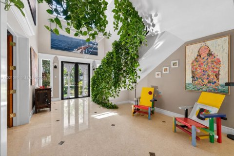 Снять в аренду виллу или дом в Ки-Бискейн, Флорида 5 спален, 322.84м2, № 2256873 - фото 6