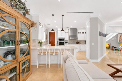Снять в аренду виллу или дом в Ки-Бискейн, Флорида 5 спален, 322.84м2, № 2256873 - фото 14