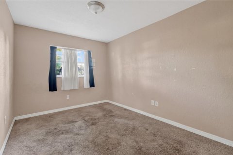 Casa en venta en Orlando, Florida, 3 dormitorios, 119.19 m2 № 2387354 - foto 25