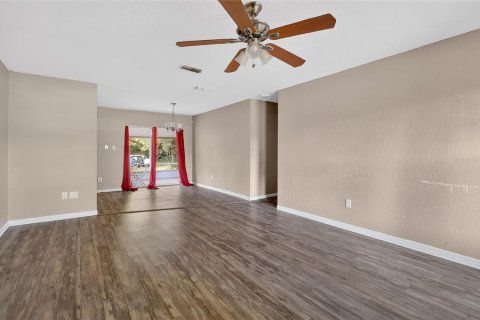 Casa en venta en Orlando, Florida, 3 dormitorios, 119.19 m2 № 2387354 - foto 8