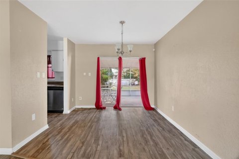 Casa en venta en Orlando, Florida, 3 dormitorios, 119.19 m2 № 2387354 - foto 11