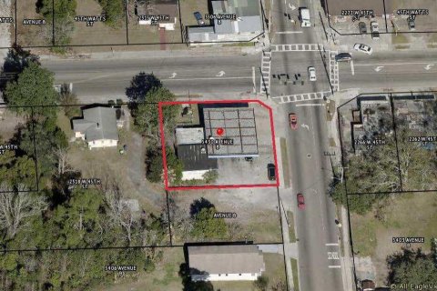 Propiedad comercial en venta en Jacksonville, Florida, 130.06 m2 № 865912 - foto 1