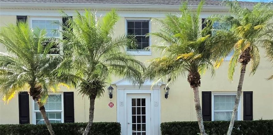Condo in Tampa, Florida, 2 bedrooms № 2108813