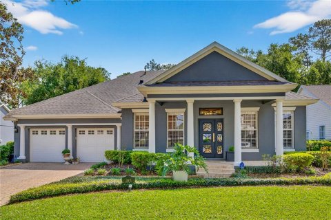 House in Windermere, Florida 4 bedrooms, 238.02 sq.m. № 2198726
