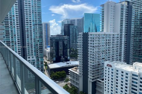 Condo in Miami, Florida, 2 bedrooms  № 1991329 - photo 25