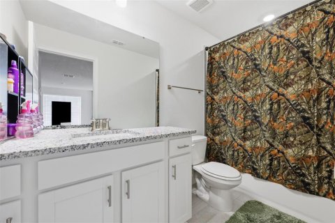 House in Parrish, Florida 4 bedrooms, 223.99 sq.m. № 2197774 - photo 16