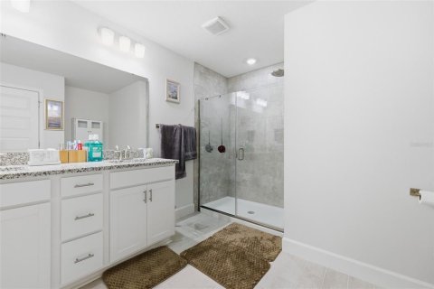 House in Parrish, Florida 4 bedrooms, 223.99 sq.m. № 2197774 - photo 15