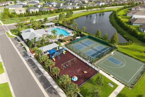 House in Parrish, Florida 4 bedrooms, 223.99 sq.m. № 2197774 - photo 4