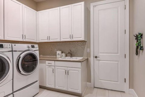 Casa en venta en Wesley Chapel, Florida, 3 dormitorios, 289.86 m2 № 1826938 - foto 15