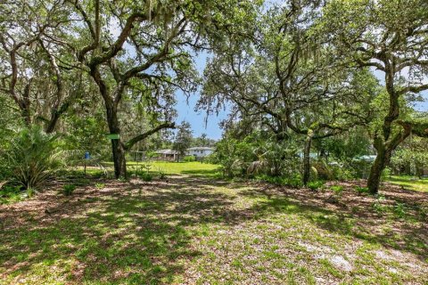 Villa ou maison à vendre à Keystone Heights, Floride: 2 chambres, 154.78 m2 № 2345645 - photo 18
