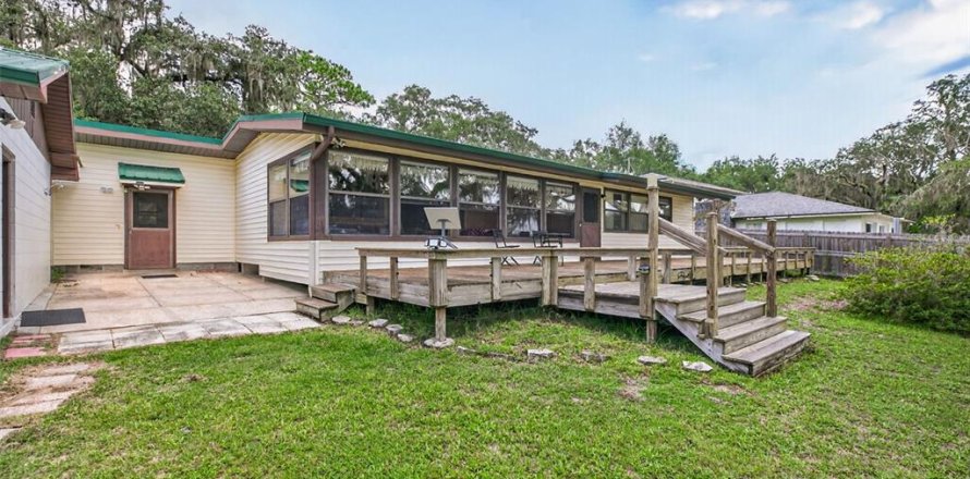 Villa ou maison à Keystone Heights, Floride 2 chambres, 154.78 m2 № 2345645