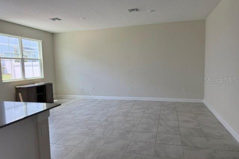 Touwnhouse à vendre à Kissimmee, Floride: 4 chambres, 182 m2 № 2201129 - photo 9