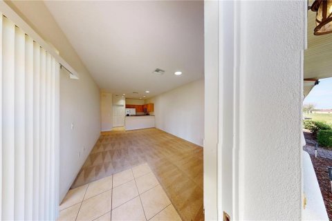 House in Kissimmee, Florida 2 bedrooms, 85.75 sq.m. № 2122439 - photo 2