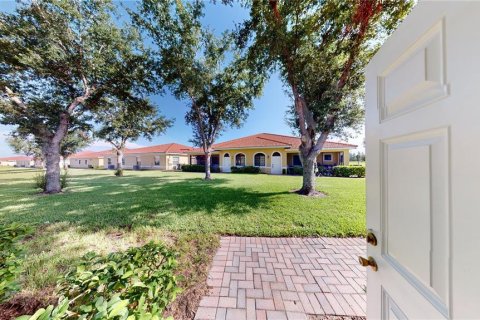 House in Kissimmee, Florida 2 bedrooms, 85.75 sq.m. № 2122439