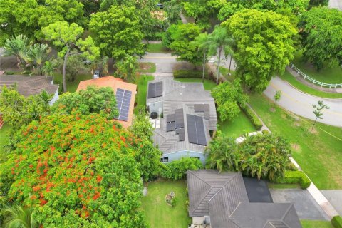 Casa en alquiler en Coral Gables, Florida, 3 dormitorios, 191.01 m2 № 1898055 - foto 23