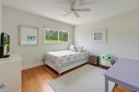 Casa en alquiler en Coral Gables, Florida, 3 dormitorios, 191.01 m2 № 1898055 - foto 17