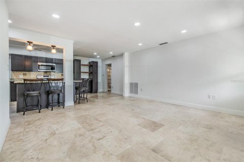Casa en alquiler en Dunedin, Florida, 4 dormitorios, 131.92 m2 № 1812620 - foto 15