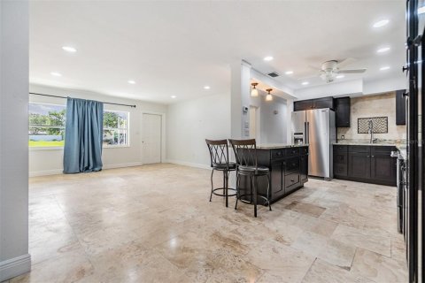 Casa en alquiler en Dunedin, Florida, 4 dormitorios, 131.92 m2 № 1812620 - foto 9