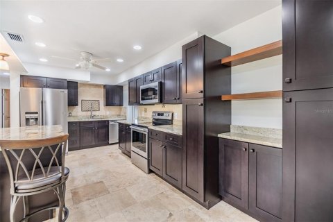 Casa en alquiler en Dunedin, Florida, 4 dormitorios, 131.92 m2 № 1812620 - foto 6