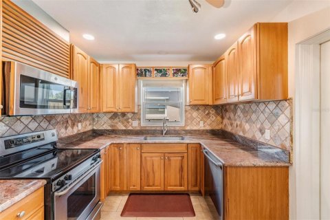 Casa en venta en Seminole, Florida, 2 dormitorios, 138.98 m2 № 1879940 - foto 12