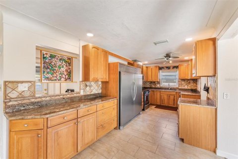 Casa en venta en Seminole, Florida, 2 dormitorios, 138.98 m2 № 1879940 - foto 10