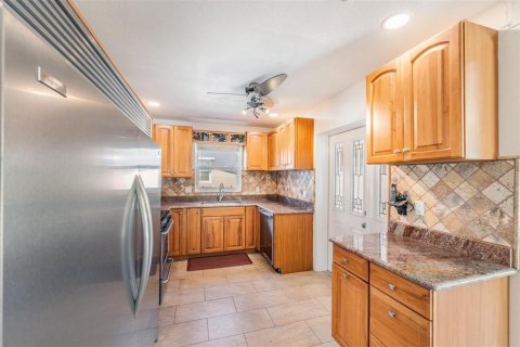 Casa en venta en Seminole, Florida, 2 dormitorios, 138.98 m2 № 1879940 - foto 11