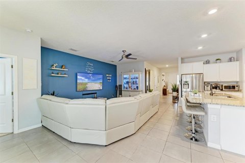 House in Wimauma, Florida 4 bedrooms, 189.06 sq.m. № 1616042 - photo 14