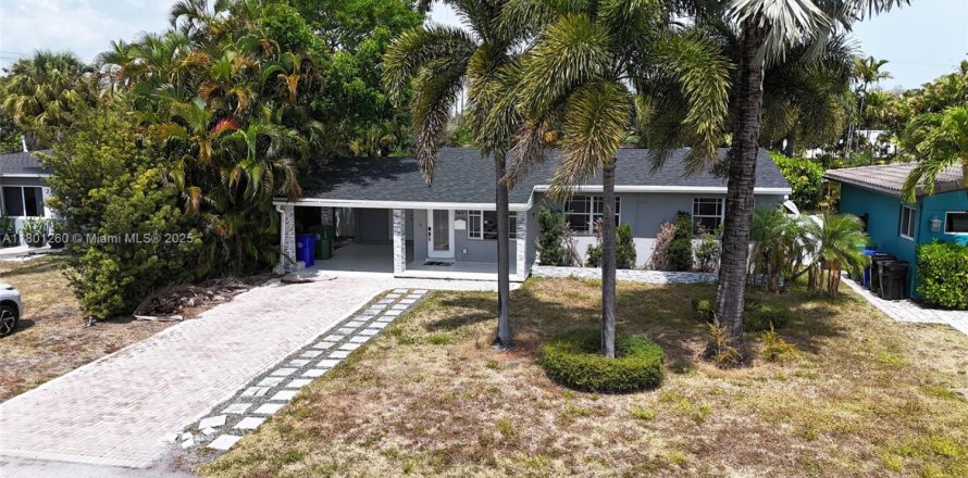 House in Fort Lauderdale, Florida 3 bedrooms, 95.32 sq.m. № 1861956