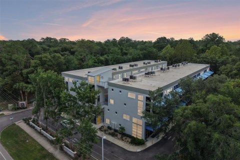Condo in Gainesville, Florida, 3 bedrooms № 2215078 - photo 2