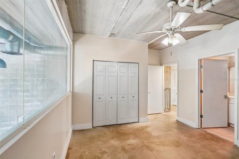 Condo in Gainesville, Florida, 3 bedrooms № 2215078 - photo 19