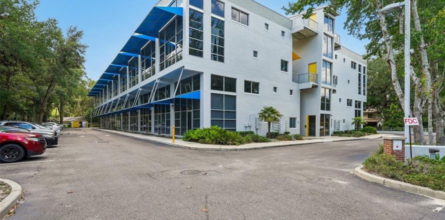 Condo in Gainesville, Florida, 3 bedrooms № 2215078