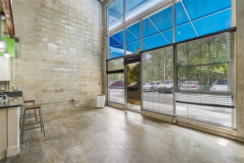 Condo in Gainesville, Florida, 3 bedrooms № 2215078 - photo 7