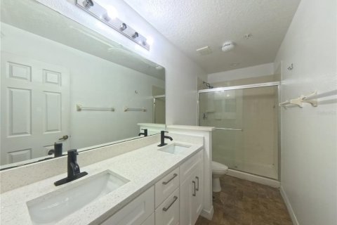 Condo in Orlando, Florida, 3 bedrooms № 2104376 - photo 14