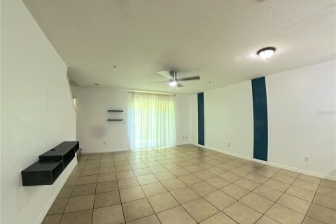 Condo in Orlando, Florida, 3 bedrooms № 2104376 - photo 4