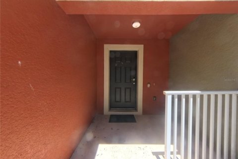 Condo in Orlando, Florida, 3 bedrooms № 2104376 - photo 2