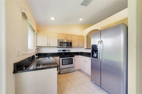Copropriété à louer à Kissimmee, Floride: 3 chambres, 105.54 m2 № 2413923 - photo 9