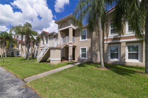 Copropriété à louer à Kissimmee, Floride: 3 chambres, 105.54 m2 № 2413923 - photo 3