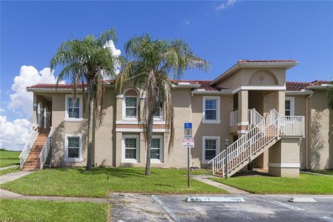 Condo à Kissimmee, Floride, 3 chambres  № 2413923