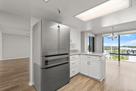 Condo in Ormond Beach, Florida, 3 bedrooms  № 1796904 - photo 9