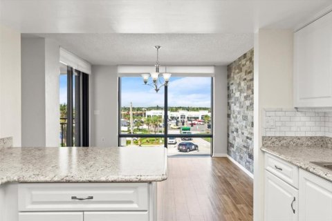 Condo in Ormond Beach, Florida, 3 bedrooms  № 1796904 - photo 15